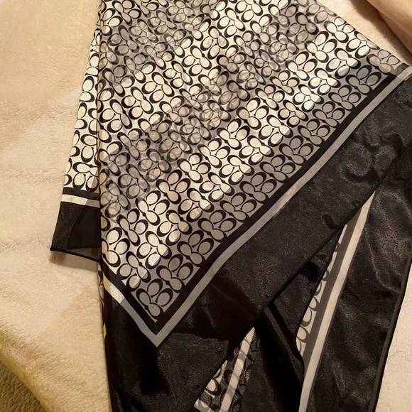 Coach Large Silk Wrap Scarf - Picture 4 of 5